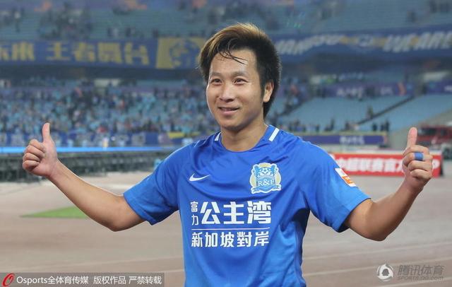 那就将叶家人双腿打断、按着他们跪下、然后再将叶长缨挫骨扬灰、将我父母风光大葬。